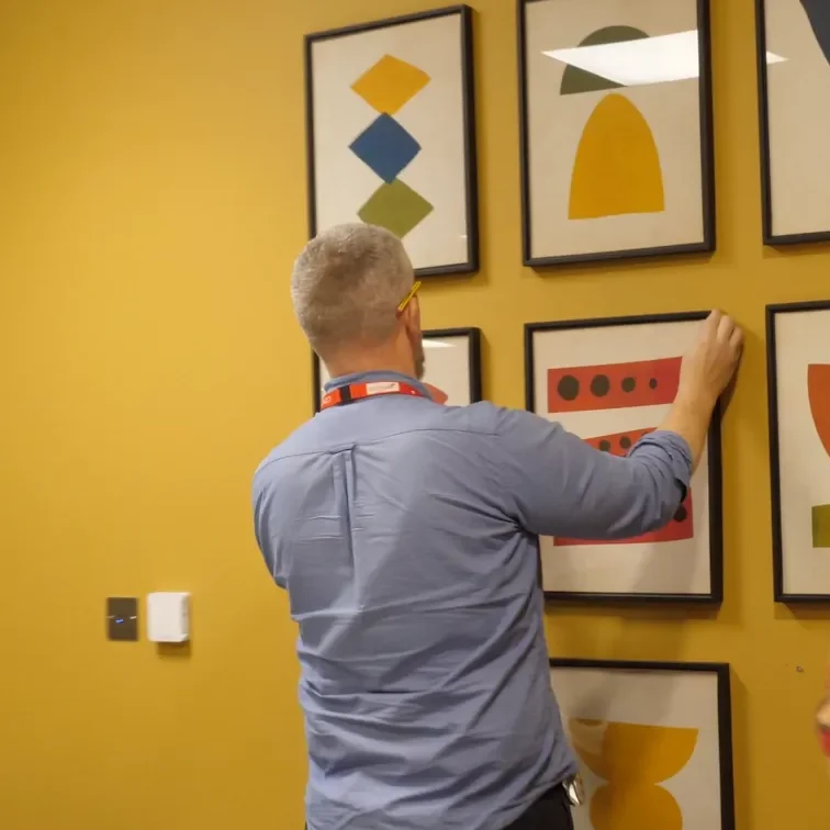 Safe handling of large scale artwork